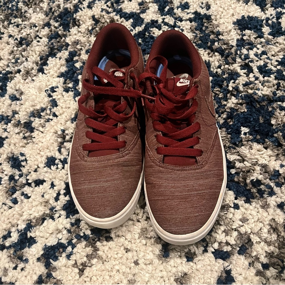 Nike Men's Maroon SB Check Sneakers - Mens Sz 9